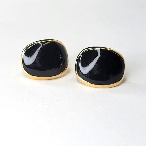 Black and Gold Tone Pierce Earrings - Picture 3 of 4